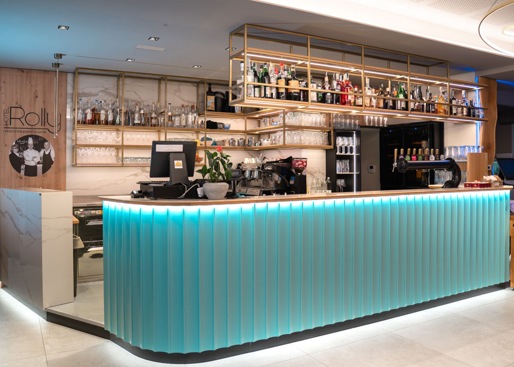 Albergo Ristorante Rolly | Ristorante Hotel Rolly  - Tradizione gastronomica familiare ad un passo dal centro di Riva del Garda e dal Lago